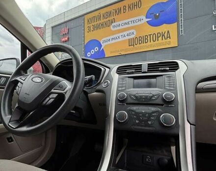 Сірий Форд Фьюжен, об'ємом двигуна 2 л та пробігом 207 тис. км за 13000 $, фото 15 на Automoto.ua