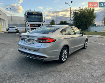 Сірий Форд Фьюжен, об'ємом двигуна 2 л та пробігом 123 тис. км за 14000 $, фото 17 на Automoto.ua