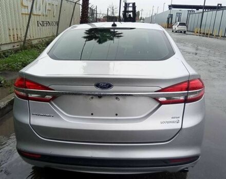 Сірий Форд Фьюжен, об'ємом двигуна 2 л та пробігом 162 тис. км за 9800 $, фото 4 на Automoto.ua