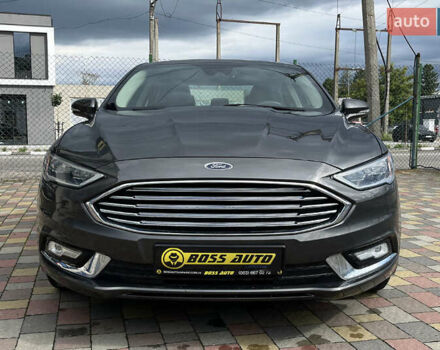 Серый Форд Фьюжн, объемом двигателя 2 л и пробегом 64 тыс. км за 16899 $, фото 1 на Automoto.ua