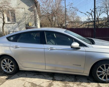 Серый Форд Фьюжн, объемом двигателя 2 л и пробегом 207 тыс. км за 13000 $, фото 12 на Automoto.ua