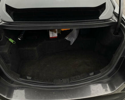 Серый Форд Фьюжн, объемом двигателя 2 л и пробегом 261 тыс. км за 14000 $, фото 9 на Automoto.ua