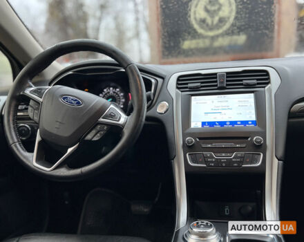 Сірий Форд Фьюжен, об'ємом двигуна 2 л та пробігом 108 тис. км за 13500 $, фото 14 на Automoto.ua