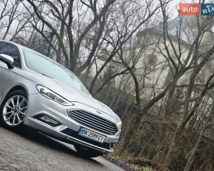 Серый Форд Фьюжн, объемом двигателя 2 л и пробегом 183 тыс. км за 13900 $, фото 1 на Automoto.ua