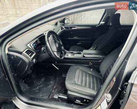 Серый Форд Фьюжн, объемом двигателя 1.5 л и пробегом 90 тыс. км за 10950 $, фото 18 на Automoto.ua