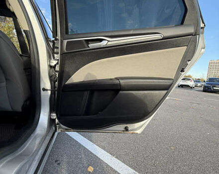 Серый Форд Фьюжн, объемом двигателя 2.5 л и пробегом 179 тыс. км за 10500 $, фото 21 на Automoto.ua