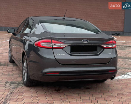 Серый Форд Фьюжн, объемом двигателя 2.49 л и пробегом 119 тыс. км за 10400 $, фото 22 на Automoto.ua