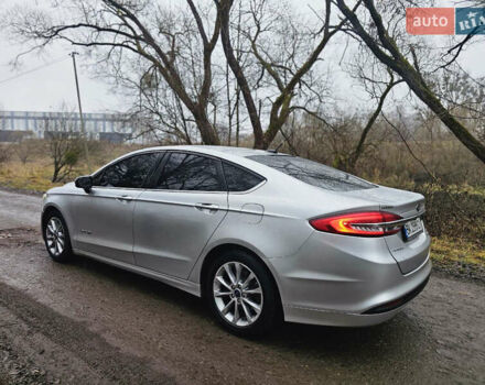 Серый Форд Фьюжн, объемом двигателя 2 л и пробегом 183 тыс. км за 13900 $, фото 13 на Automoto.ua