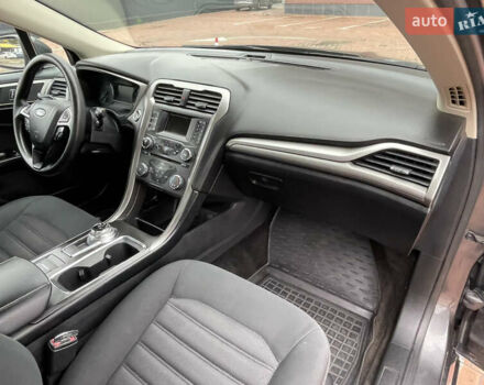 Серый Форд Фьюжн, объемом двигателя 2.49 л и пробегом 119 тыс. км за 10400 $, фото 45 на Automoto.ua