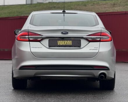 Серый Форд Фьюжн, объемом двигателя 2 л и пробегом 195 тыс. км за 12300 $, фото 7 на Automoto.ua