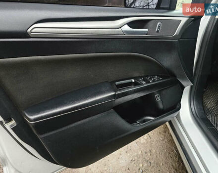 Серый Форд Фьюжн, объемом двигателя 2 л и пробегом 183 тыс. км за 13900 $, фото 23 на Automoto.ua