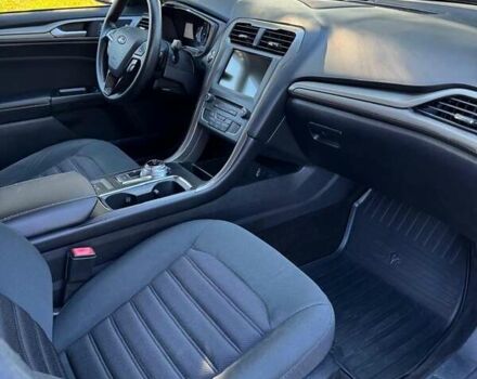 Серый Форд Фьюжн, объемом двигателя 1.49 л и пробегом 130 тыс. км за 10000 $, фото 12 на Automoto.ua