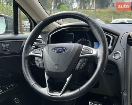 Серый Форд Фьюжн, объемом двигателя 2 л и пробегом 64 тыс. км за 16899 $, фото 16 на Automoto.ua