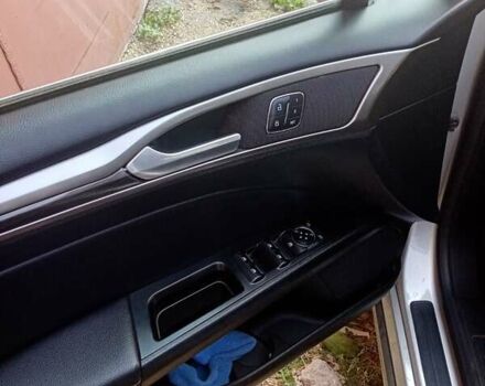 Серый Форд Фьюжн, объемом двигателя 1.5 л и пробегом 100 тыс. км за 10700 $, фото 7 на Automoto.ua