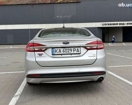 Сірий Форд Фьюжен, об'ємом двигуна 2 л та пробігом 207 тис. км за 13000 $, фото 3 на Automoto.ua