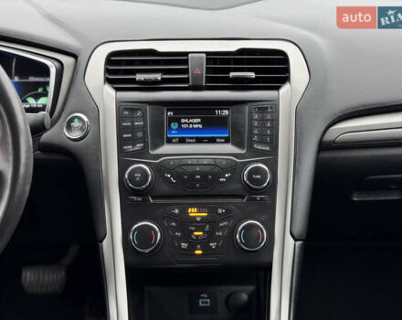 Серый Форд Фьюжн, объемом двигателя 2 л и пробегом 195 тыс. км за 12300 $, фото 23 на Automoto.ua