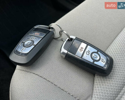 Форд Фьюжн 2017 в Киеве на Automoto.ua Серый Форд Фьюжн, объемом двигателя 2 л и пробегом 123 тыс. км за 14000 $, фото 45 на Automoto.ua