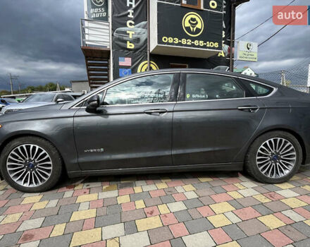 Серый Форд Фьюжн, объемом двигателя 2 л и пробегом 64 тыс. км за 16899 $, фото 3 на Automoto.ua