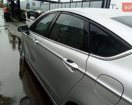Форд Фьюжен 2017 у Львові на Automoto.ua Сірий Форд Фьюжен, об'ємом двигуна 2 л та пробігом 119 тис. км за 11000 $, фото 5 на Automoto.ua