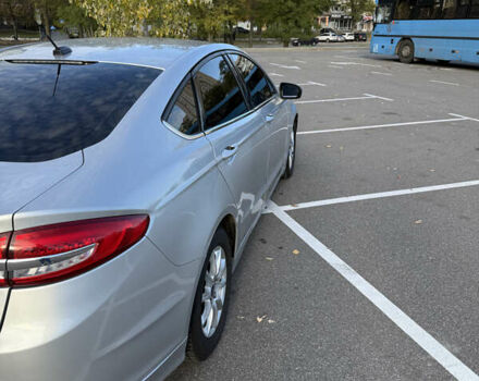 Серый Форд Фьюжн, объемом двигателя 2.5 л и пробегом 179 тыс. км за 10500 $, фото 3 на Automoto.ua