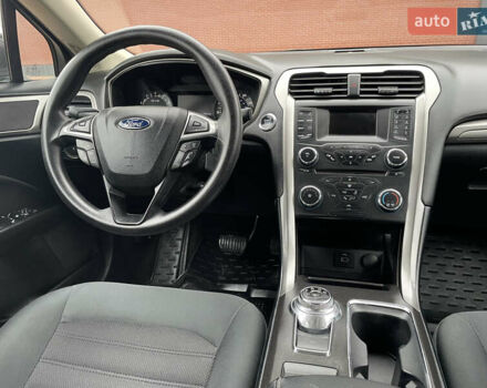 Серый Форд Фьюжн, объемом двигателя 2.49 л и пробегом 119 тыс. км за 10400 $, фото 63 на Automoto.ua