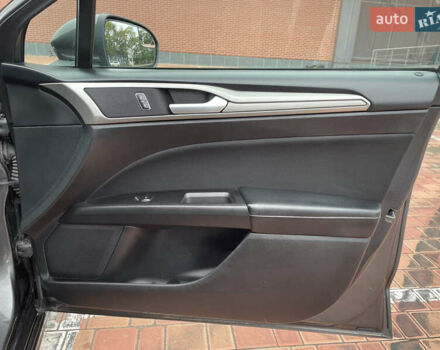 Серый Форд Фьюжн, объемом двигателя 2.49 л и пробегом 119 тыс. км за 10400 $, фото 50 на Automoto.ua