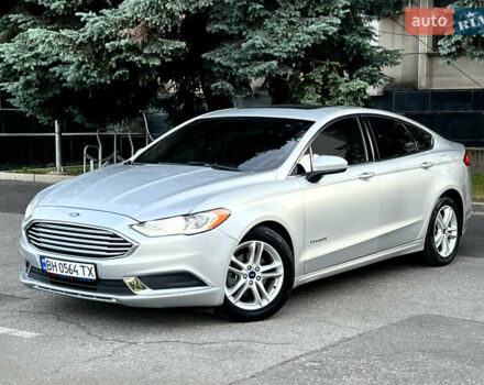 Сірий Форд Фьюжен, об'ємом двигуна 2 л та пробігом 173 тис. км за 16500 $, фото 2 на Automoto.ua