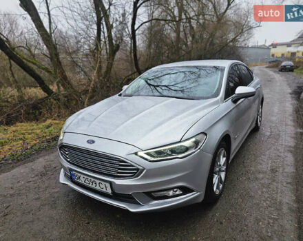 Серый Форд Фьюжн, объемом двигателя 2 л и пробегом 183 тыс. км за 13900 $, фото 18 на Automoto.ua