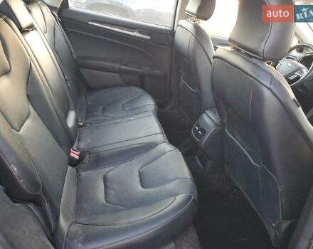 Сірий Форд Фьюжен, об'ємом двигуна 2 л та пробігом 123 тис. км за 1800 $, фото 9 на Automoto.ua