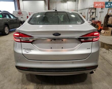Серый Форд Фьюжн, объемом двигателя 2.5 л и пробегом 82 тыс. км за 2400 $, фото 5 на Automoto.ua