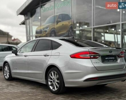 Форд Фьюжн 2017 в Киеве на Automoto.ua Серый Форд Фьюжн, объемом двигателя 2 л и пробегом 159 тыс. км за 12999 $, фото 2 на Automoto.ua