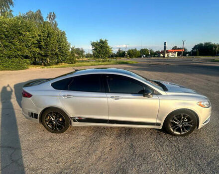 Форд Фьюжн 2017 в Александрие на Automoto.ua Серый Форд Фьюжн, объемом двигателя 2 л и пробегом 118 тыс. км за 11500 $, фото 12 на Automoto.ua