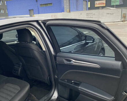 Серый Форд Фьюжн, объемом двигателя 2 л и пробегом 261 тыс. км за 14000 $, фото 11 на Automoto.ua