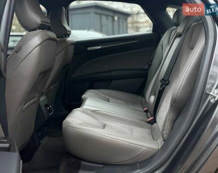 Серый Форд Фьюжн, объемом двигателя 2.69 л и пробегом 156 тыс. км за 15699 $, фото 9 на Automoto.ua