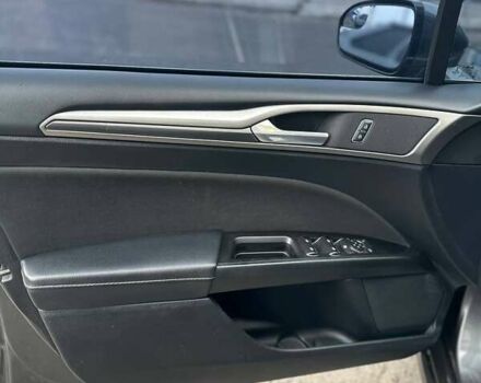 Сірий Форд Фьюжен, об'ємом двигуна 2.49 л та пробігом 130 тис. км за 12000 $, фото 9 на Automoto.ua