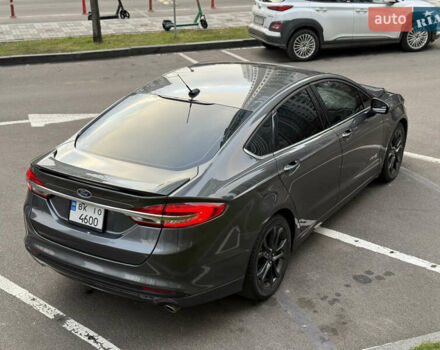 Серый Форд Фьюжн, объемом двигателя 2 л и пробегом 180 тыс. км за 14650 $, фото 5 на Automoto.ua