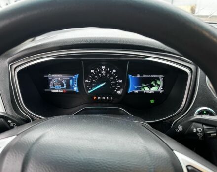 Сірий Форд Фьюжен, об'ємом двигуна 2 л та пробігом 184 тис. км за 13500 $, фото 7 на Automoto.ua