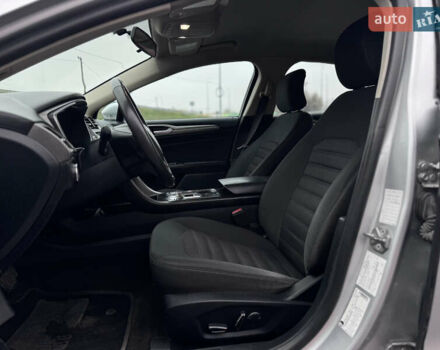 Серый Форд Фьюжн, объемом двигателя 2 л и пробегом 195 тыс. км за 12300 $, фото 29 на Automoto.ua