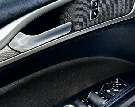 Сірий Форд Фьюжен, об'ємом двигуна 2 л та пробігом 173 тис. км за 16500 $, фото 27 на Automoto.ua