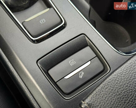 Серый Форд Фьюжн, объемом двигателя 2 л и пробегом 180 тыс. км за 14650 $, фото 18 на Automoto.ua