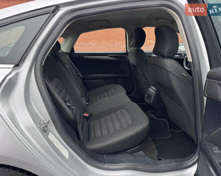 Серый Форд Фьюжн, объемом двигателя 2 л и пробегом 195 тыс. км за 12300 $, фото 33 на Automoto.ua