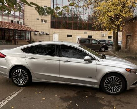 Серый Форд Фьюжн, объемом двигателя 2 л и пробегом 188 тыс. км за 12100 $, фото 6 на Automoto.ua