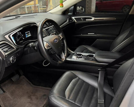 Серый Форд Фьюжн, объемом двигателя 2 л и пробегом 186 тыс. км за 12100 $, фото 14 на Automoto.ua