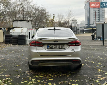 Серый Форд Фьюжн, объемом двигателя 2 л и пробегом 205 тыс. км за 11000 $, фото 3 на Automoto.ua