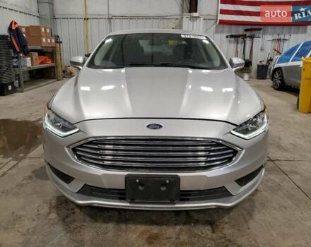 Серый Форд Фьюжн, объемом двигателя 2.5 л и пробегом 82 тыс. км за 2400 $, фото 4 на Automoto.ua