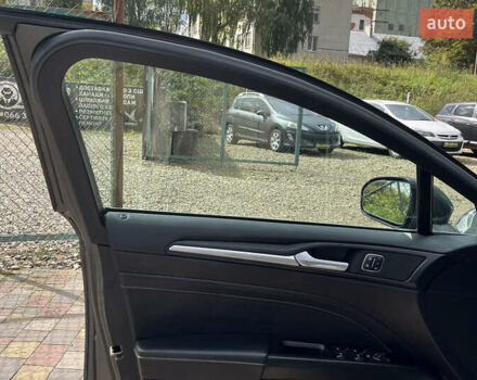 Серый Форд Фьюжн, объемом двигателя 2 л и пробегом 64 тыс. км за 16899 $, фото 7 на Automoto.ua