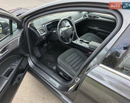 Серый Форд Фьюжн, объемом двигателя 2 л и пробегом 120 тыс. км за 15800 $, фото 26 на Automoto.ua