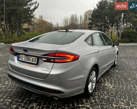 Сірий Форд Фьюжен, об'ємом двигуна 2 л та пробігом 68 тис. км за 14500 $, фото 19 на Automoto.ua