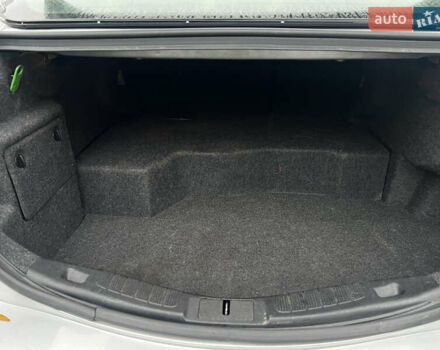 Сірий Форд Фьюжен, об'ємом двигуна 2 л та пробігом 68 тис. км за 14500 $, фото 10 на Automoto.ua