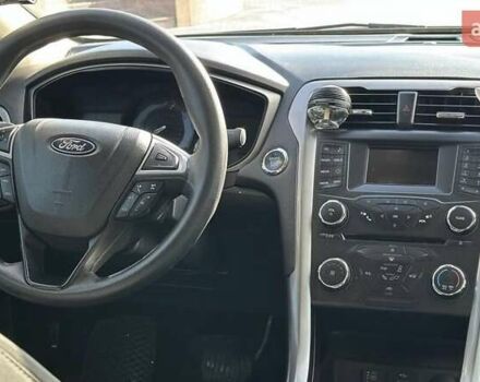 Сірий Форд Фьюжен, об'ємом двигуна 2.49 л та пробігом 184 тис. км за 12500 $, фото 4 на Automoto.ua